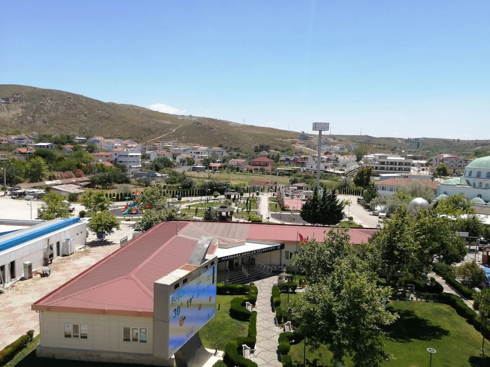 Elmas Motel