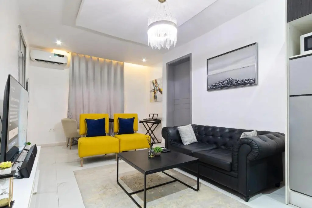 Exclusive Upscale 1 Bedroom Apartment in Lekki phase 1