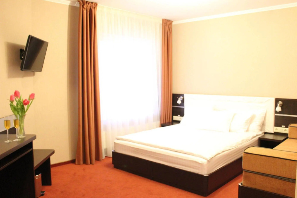 Kiev 365 Park Hotel