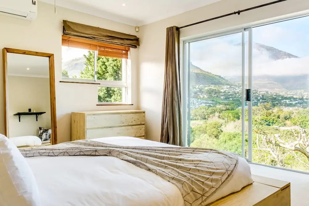 Charming Home With Mountain Views at Rivendell