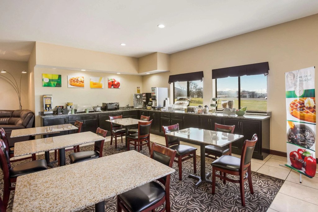 Quality Inn & Suites Caseyville - St Louis