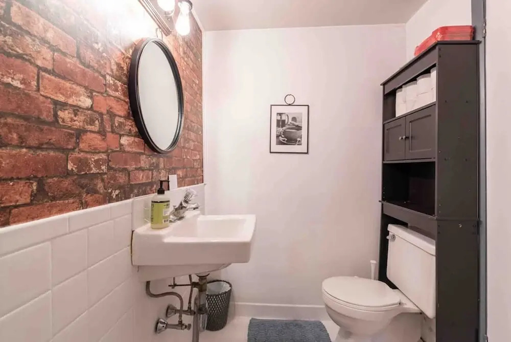 1918 Duplex with Character City Center