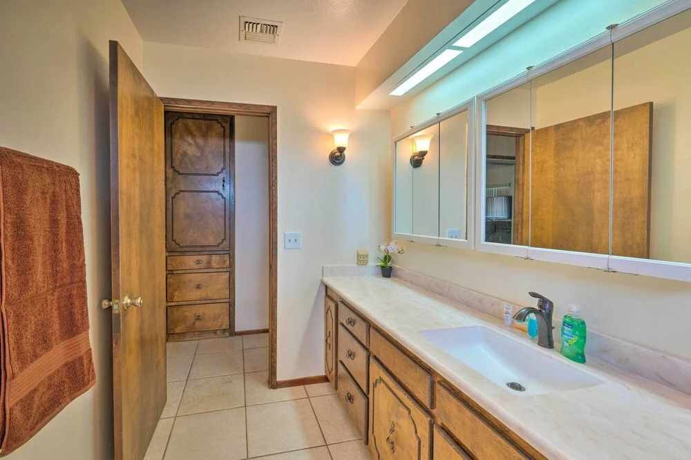 Bullhead City Home < 1/2 Mi to River & Boat Launch