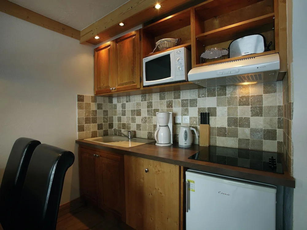 Modern Apartment Located in the Extensive Paradiski ski Area