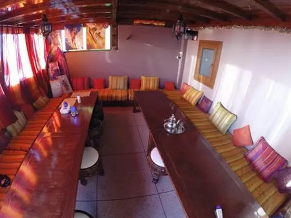 Auberge Surf Town