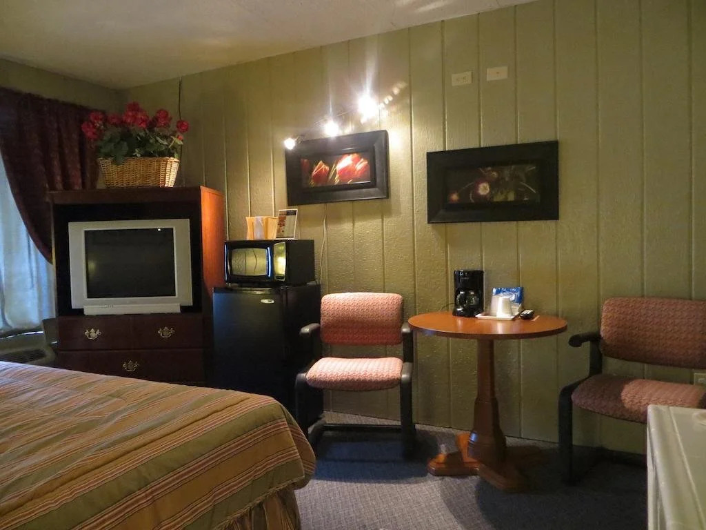 Motel 72