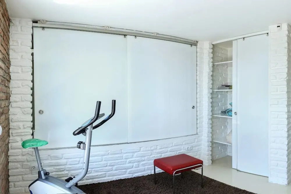 FM Deluxe 2-BDR Apartment with Rooftop Terrace - Varna