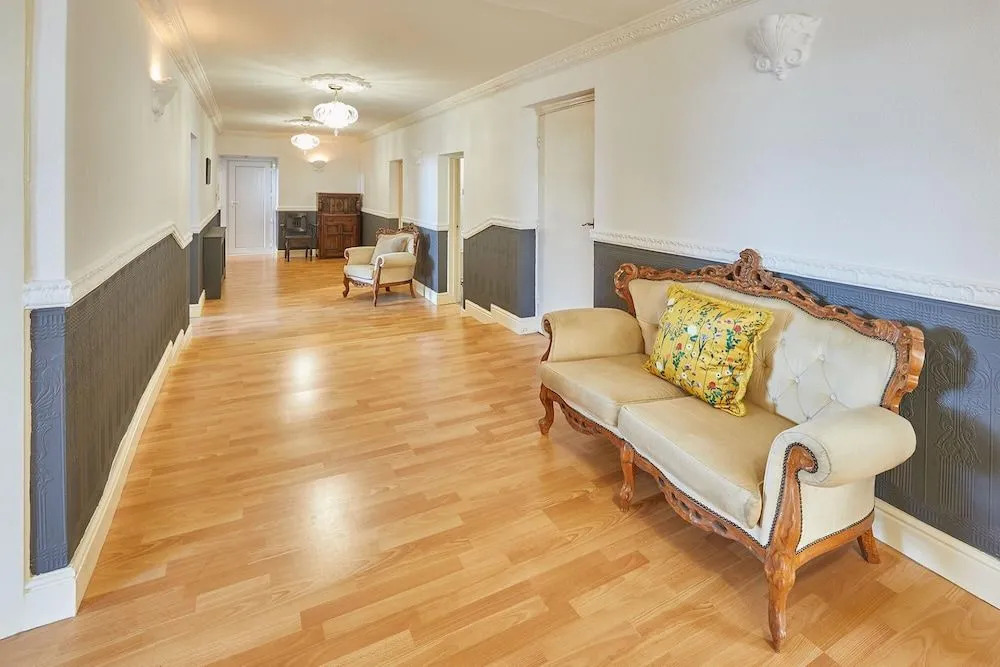Regency Mansions Apartment