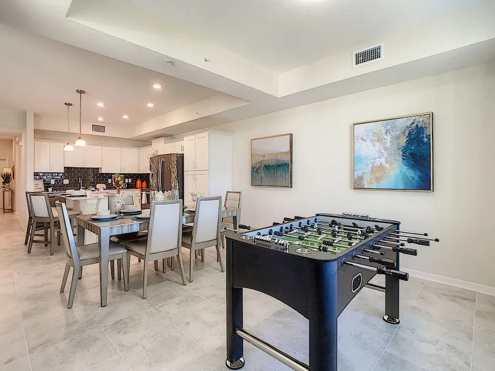 Modern Condo Near Disney Foosball Water Park!