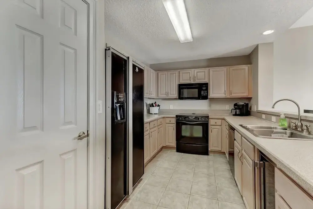 Top Floor Beach View Condo Ocean Park 409