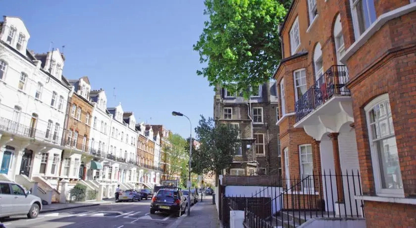 The London Agent - West Kensington III