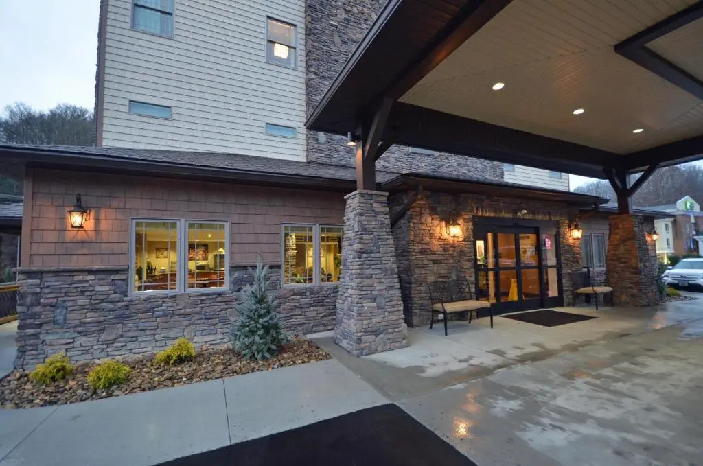 Stonebrook Lodge
