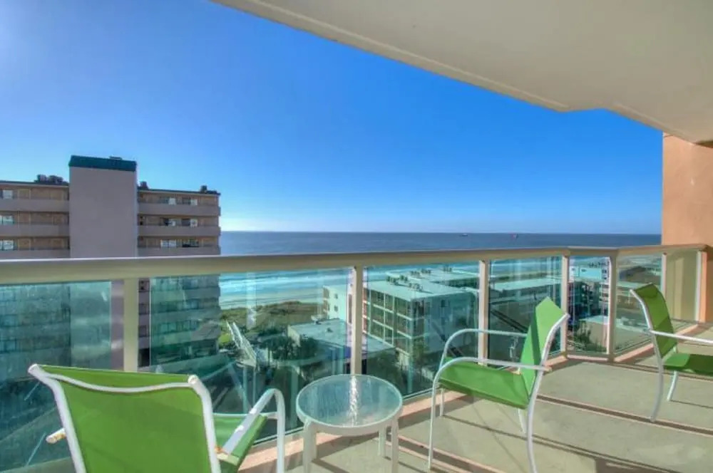Malibu Pointe by Elliott Beach Rentals