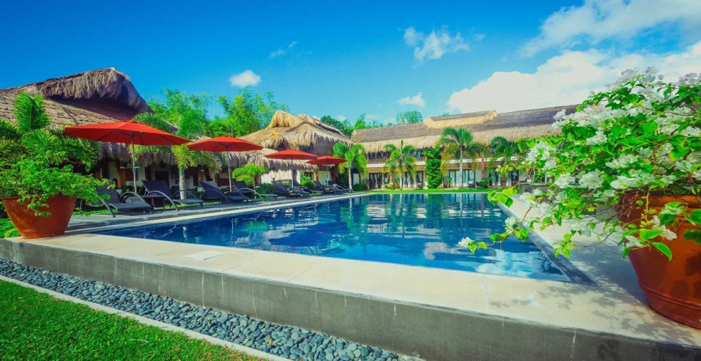 Azure Dive and Yoga Resort