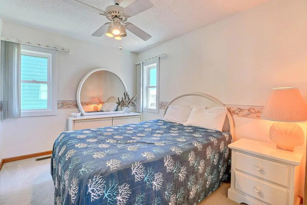 5018 - Mike`s Beach House