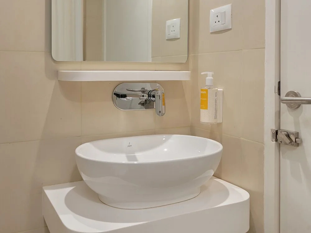 Bloom Hotel - SG Highway