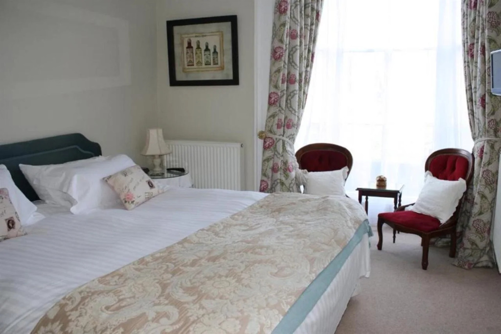 Holmwood House Guest Accommodation