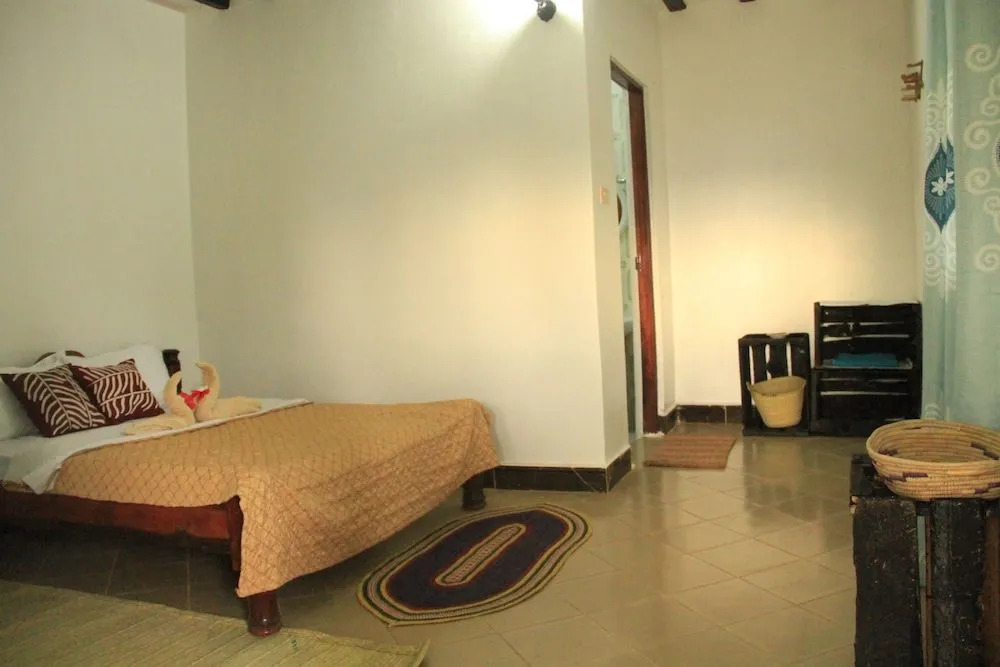 I Hotel