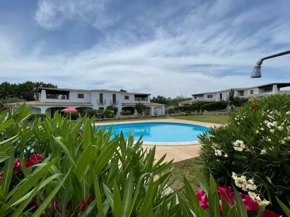 Luisa Apartment In Budoni Shared Pool