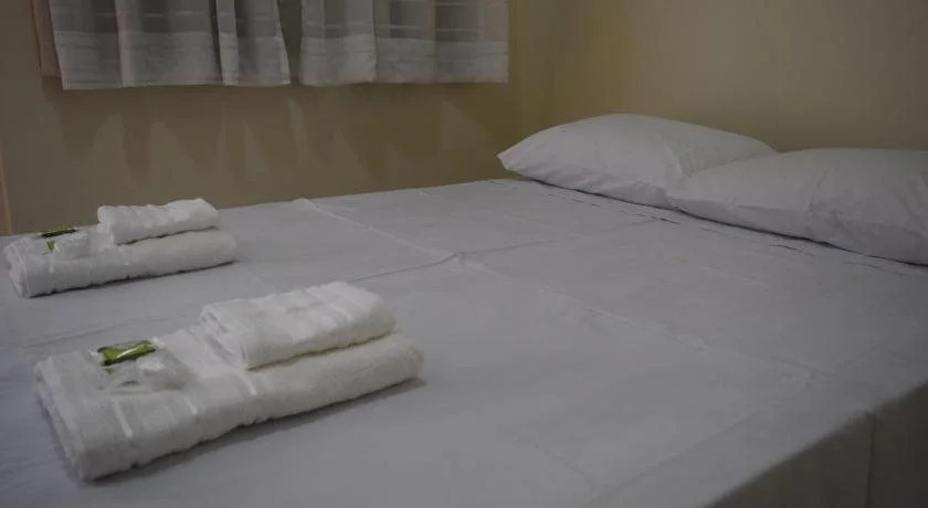 Hotel e Pousada Arara Azul