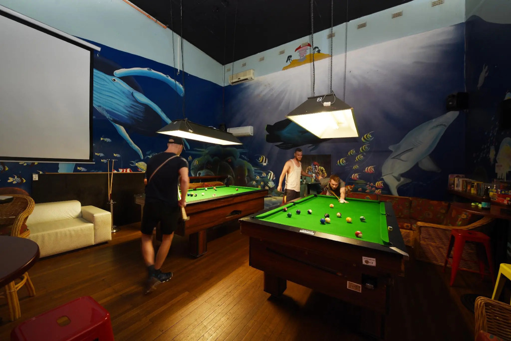 Backpackers In Paradise 18-35 Hostel