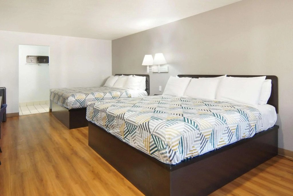 Motel 6-Lancaster, TX - DeSoto - Lancaster