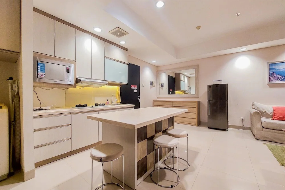 Comfort And Cozy Stay 2Br Paramount Skyline Apartment