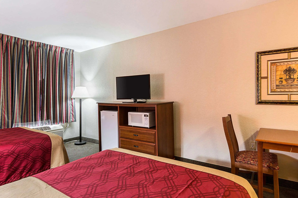 Econo Lodge Andrews Air Force Base