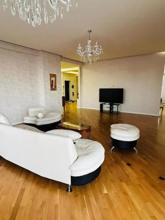 Sunday Palace Hotel