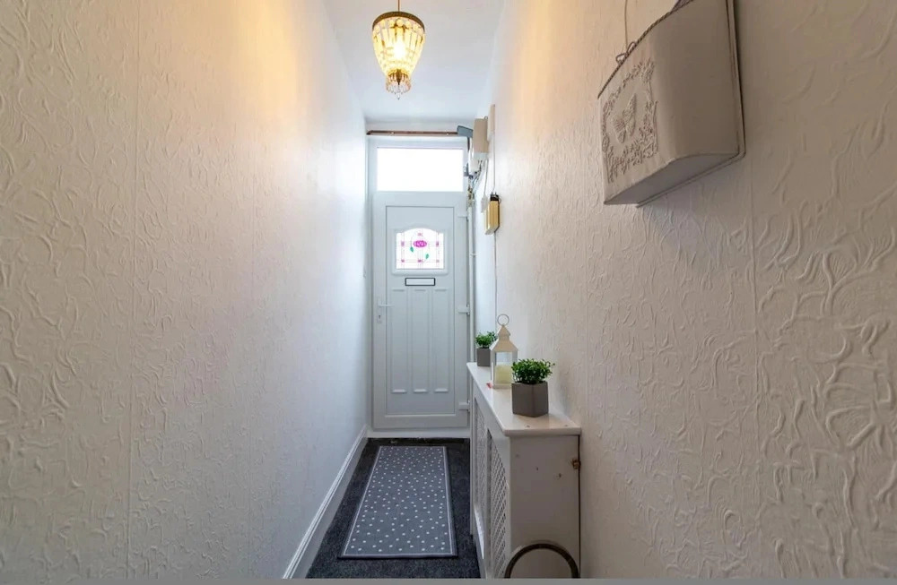 Alice Street Retreat - 1BR Sleeps 4 Street Parking
