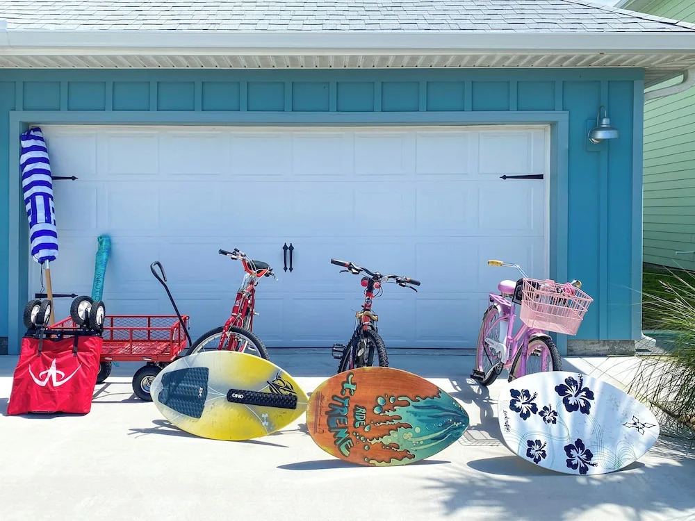 Walk to Beach & Pool: Windmark Beach Home!
