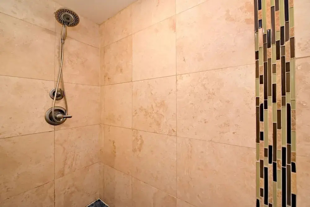Lahaina Roads 209 1 Bedroom 1 Bathroom Condo by Redawning