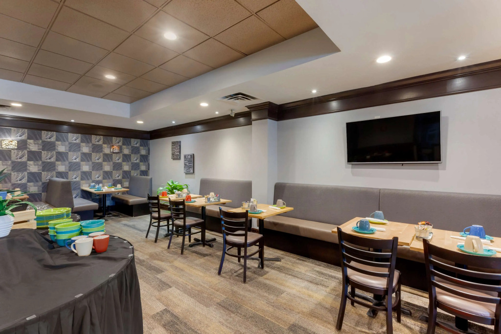 Best Western Plus Toronto Airport Hotel