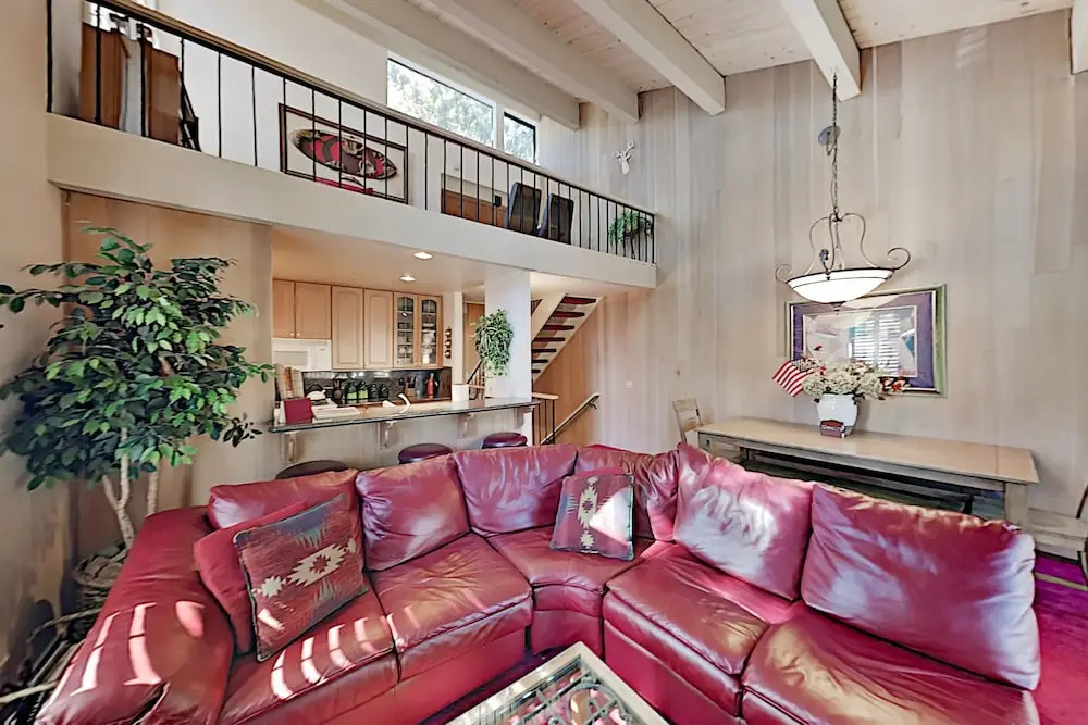 Kingwood Village Condo with Sparkling Pool -- Near Beach & Northstar