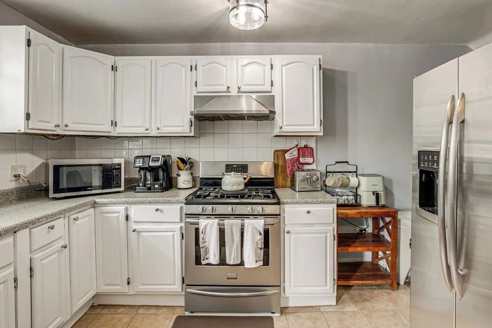 6 Mi to Stadiums! Walkable Philly Gem w/ Patio