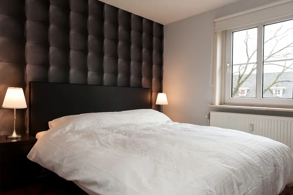 New Apartment Top Location Near RAI