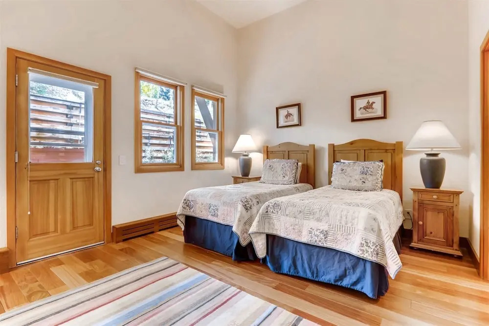 Ski In, Ski Out, 2 Bedroom Luxury Residence In Snowmass Village