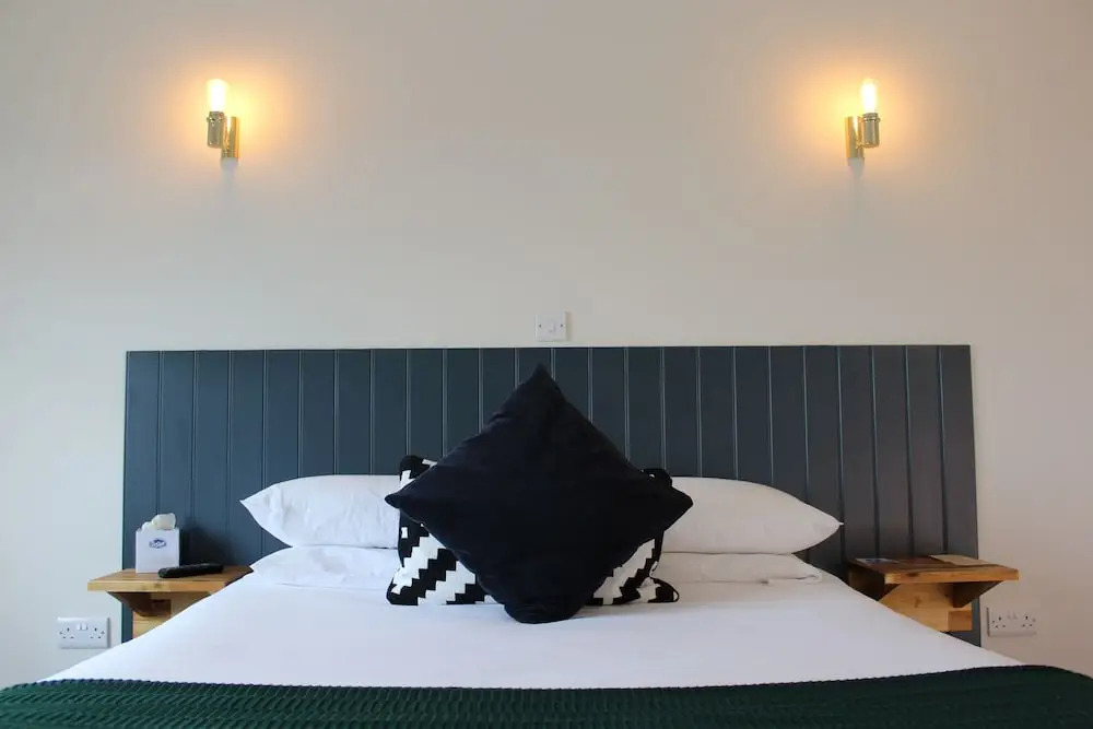 The Town & Country Lodge