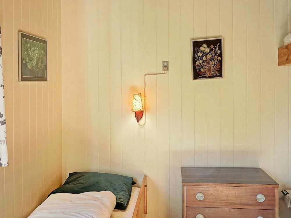 Well-furnished Holiday Home Nearby a Recreational Lake