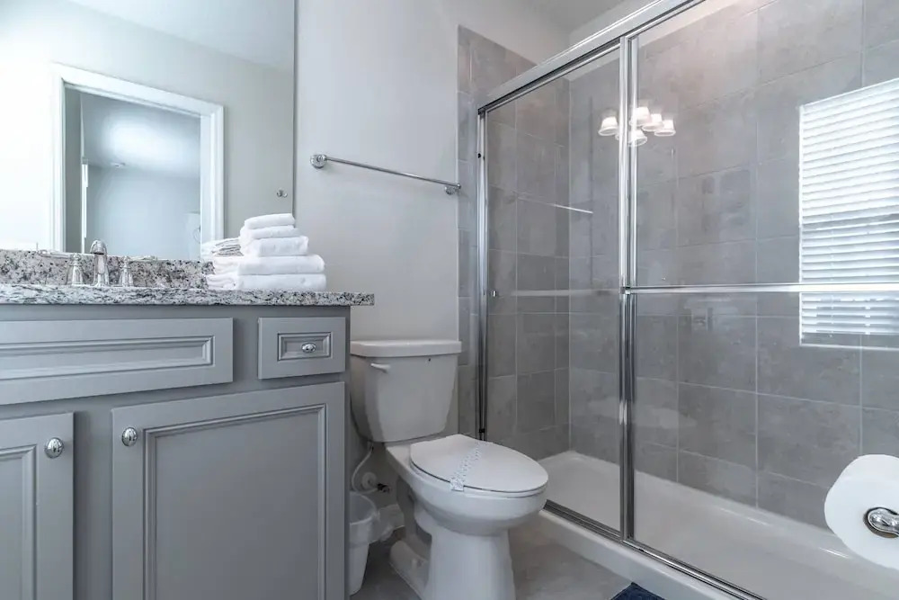3285 Windsor Island