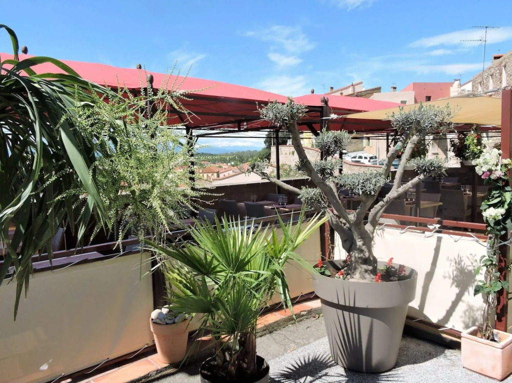Logis Hotel Restaurant Le Cara Sol