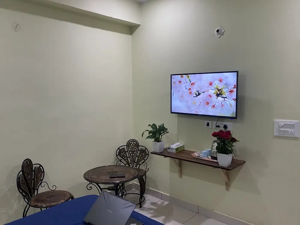 Pause LAVISH Living Gurgaon