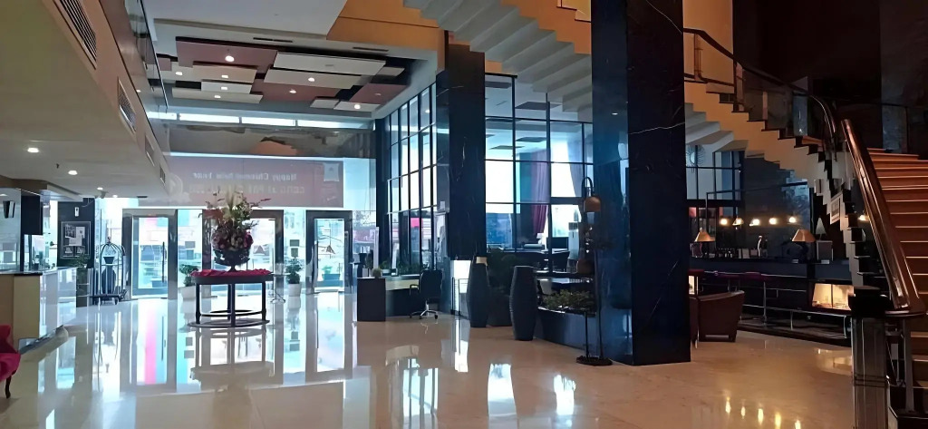 Grand Antares Hotel