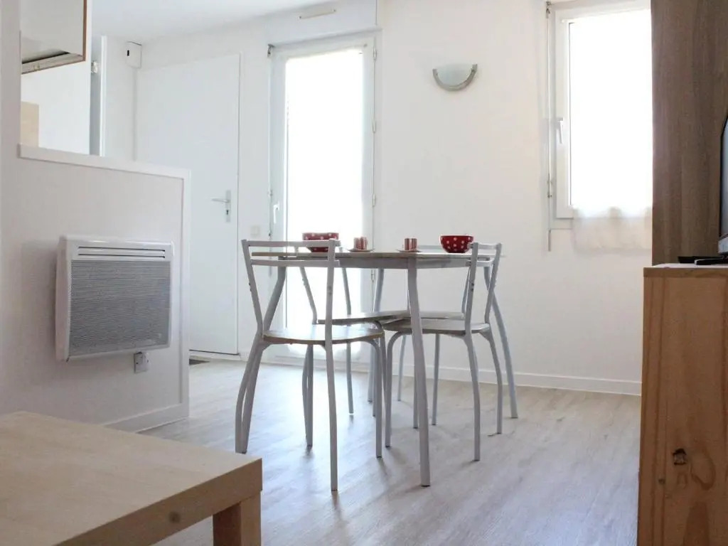 Appartement La Rochelle, 1 pièce, 2 personnes - FR-1-246-110