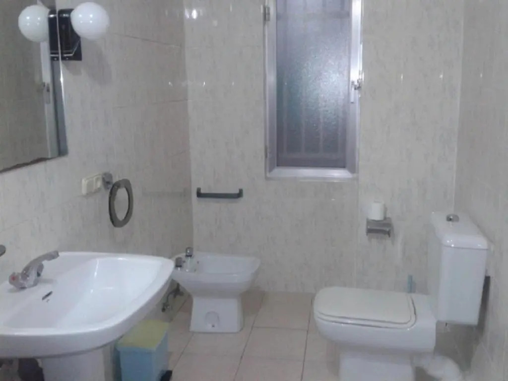 Apartamentos Salamanca Plaza Del Oeste 4 dormitorios, 2 baños , Parking