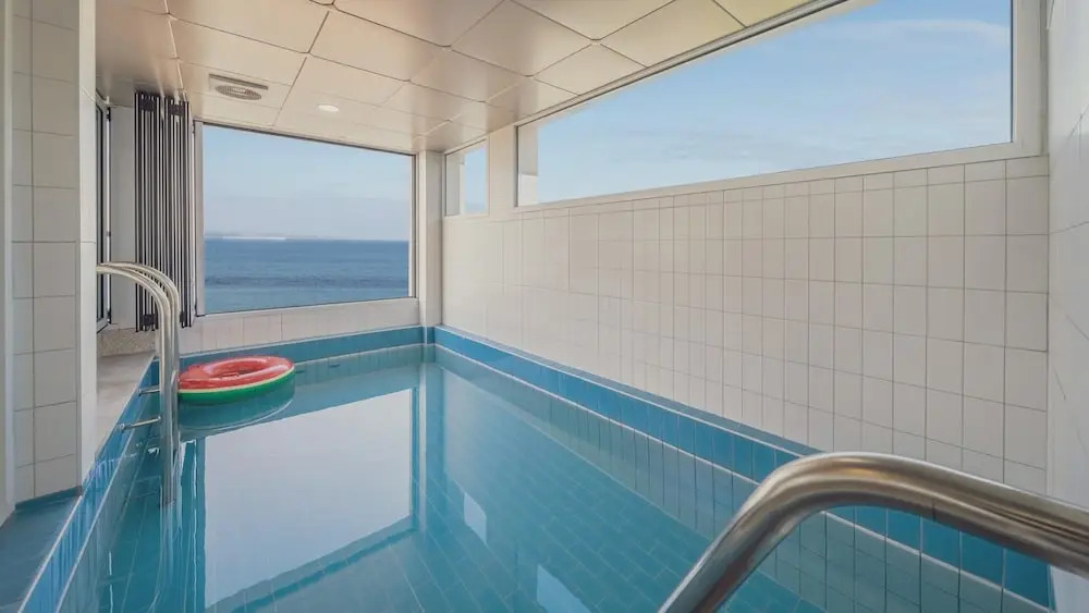 Pohang Etoile Poolvilla
