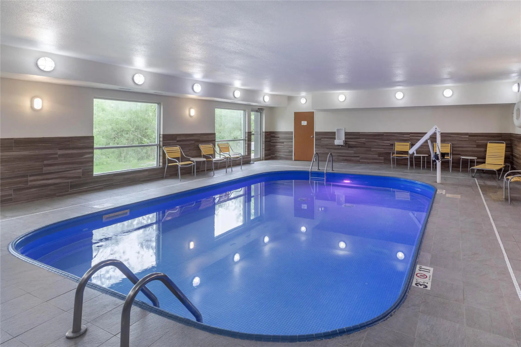 SureStay by Best Western Mount Pleasant Racine