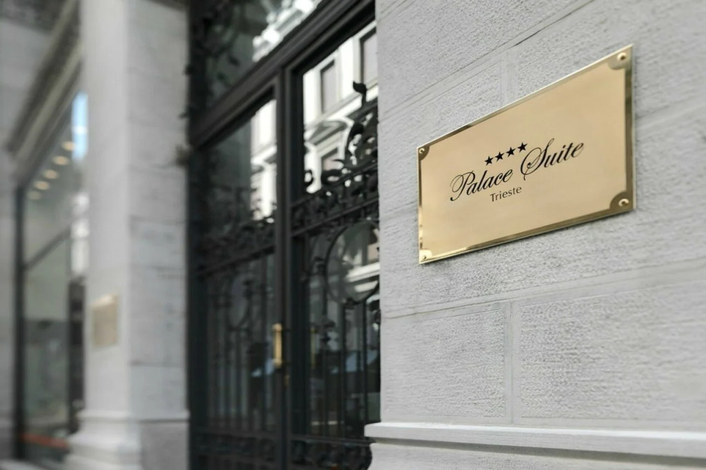 Palace Suite