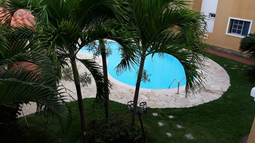 1br 6 Miles to Beaches & Airport w/ Parking/wifi & Hot Water