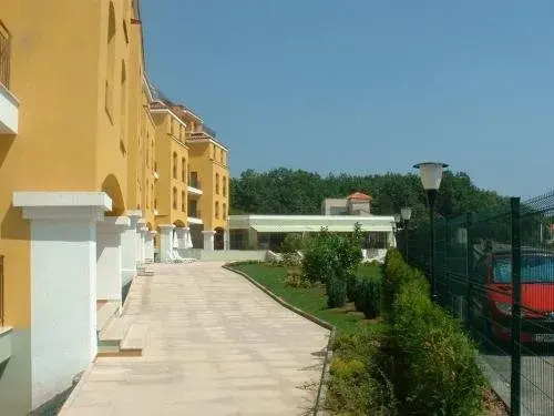 Serena Residence Aparthotel
